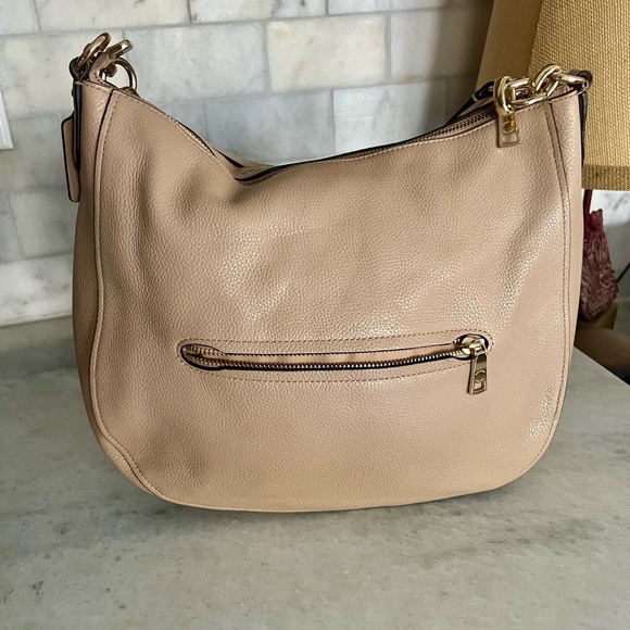 Coach pebble leather hobo handbag. - Picture 2 of 8